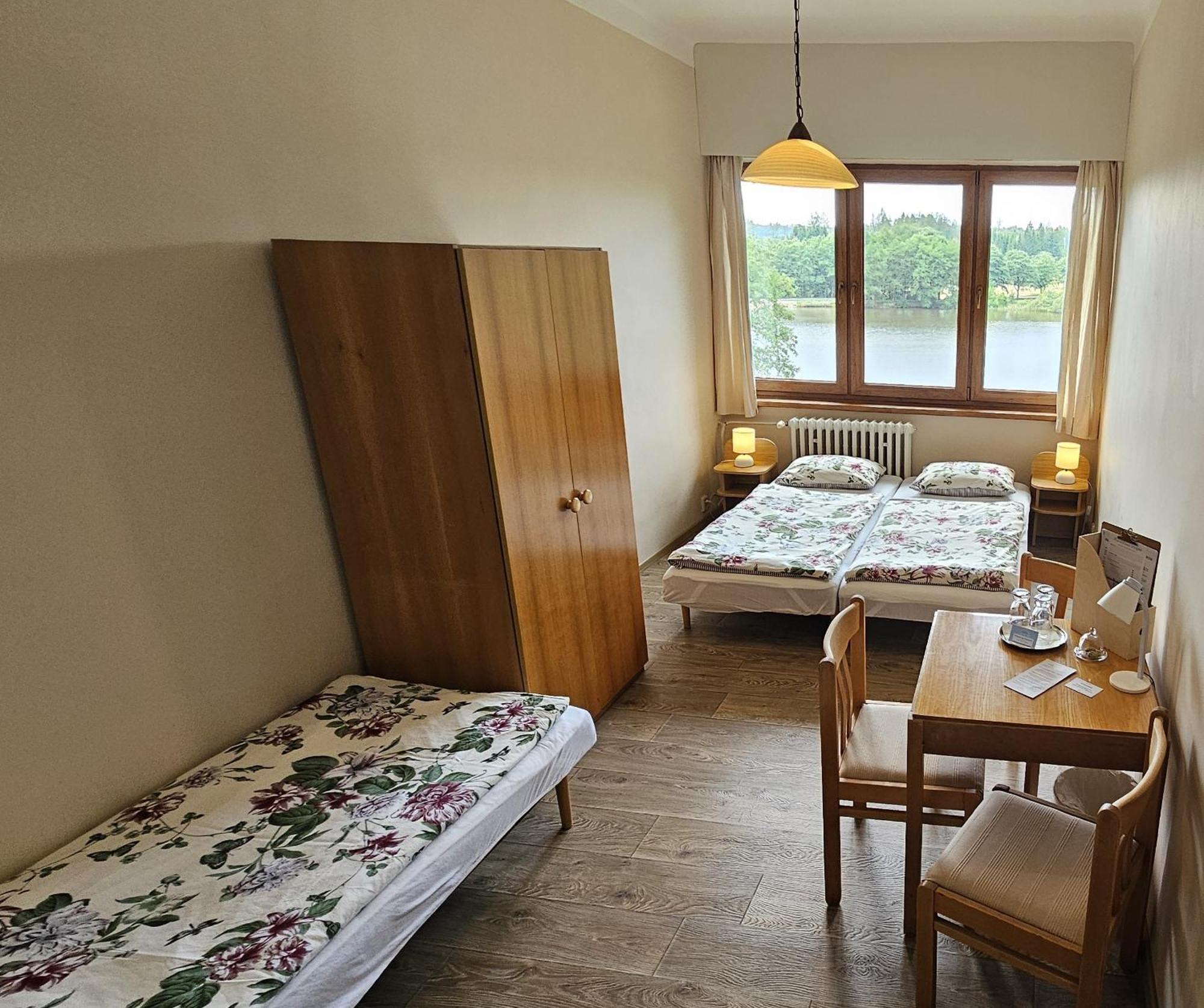 Hotel Chytrov Volfirov Экстерьер фото